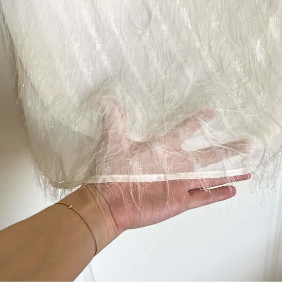 NWT Fame & Partners White Sheath Dress w/ Sparkly Eyelash Chiffon Fringe Size 8 - Picture 8 of 15